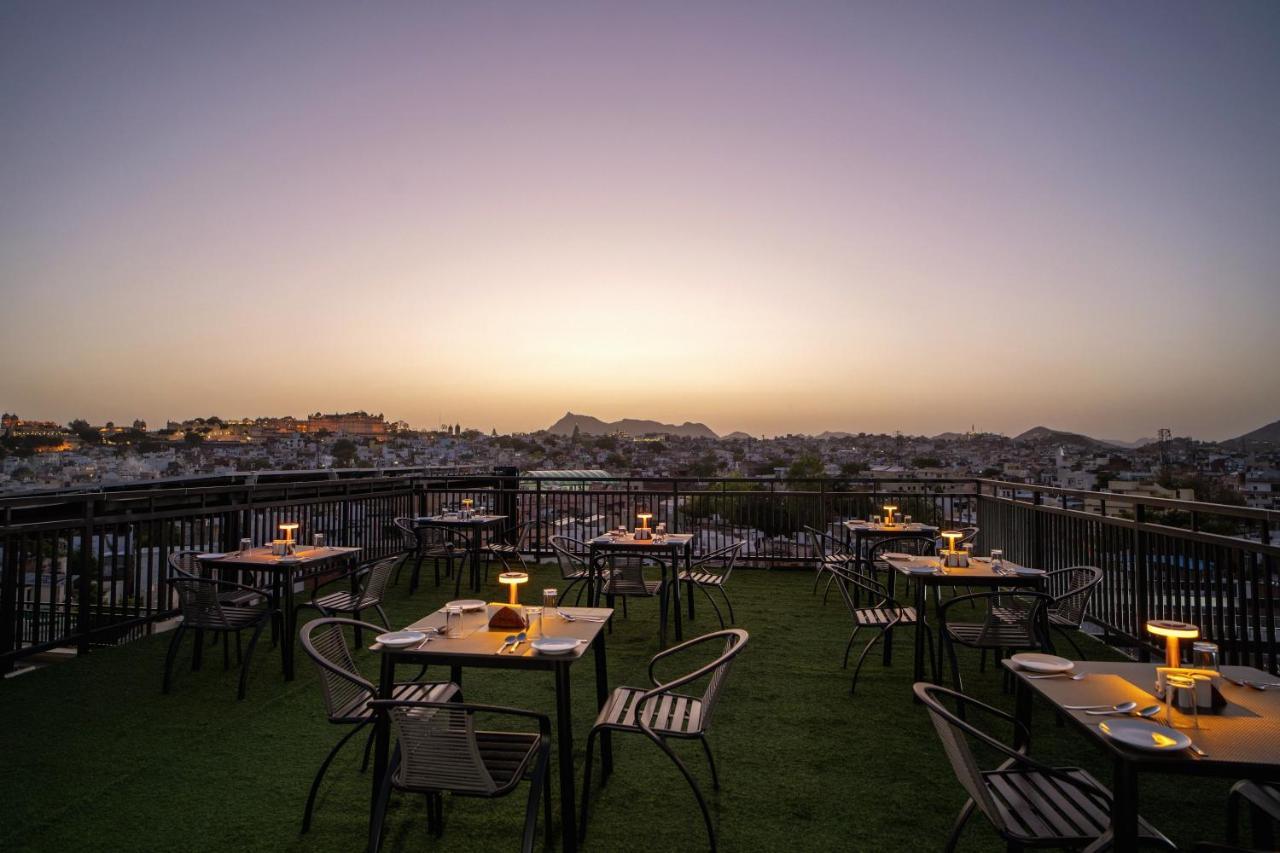 The Mangal View Residency - A Luxury Boutique Business Hotel Udaipur Buitenkant foto