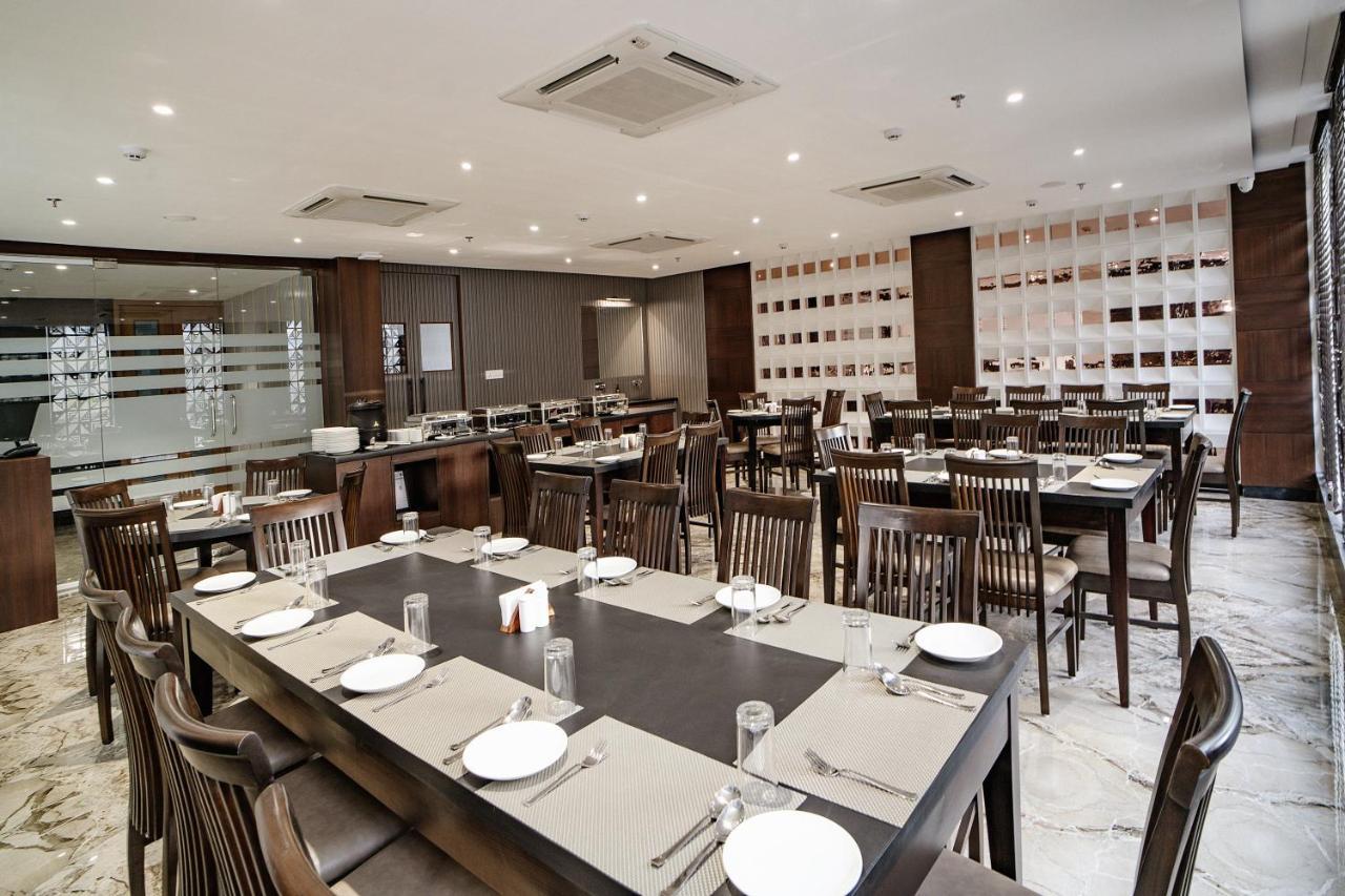 The Mangal View Residency - A Luxury Boutique Business Hotel Udaipur Buitenkant foto