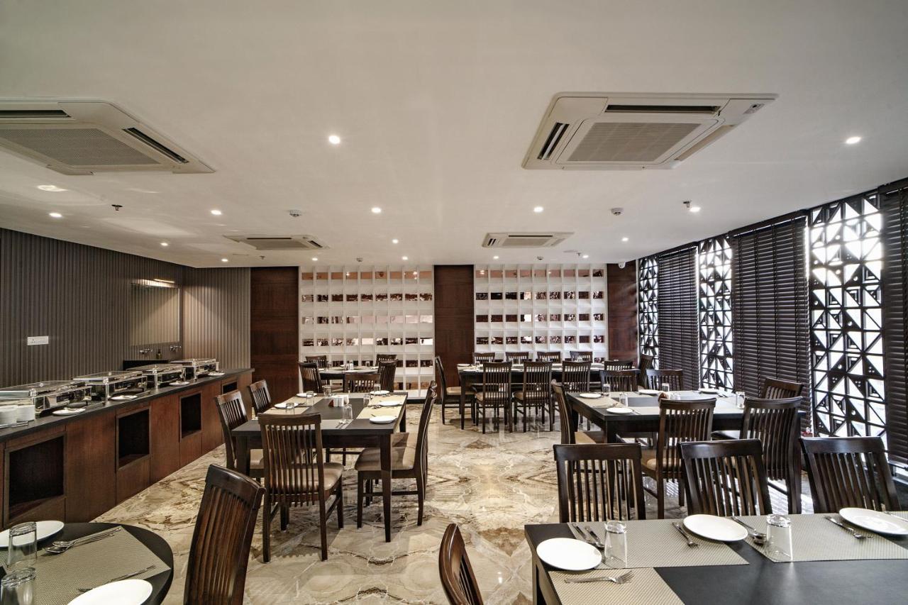 The Mangal View Residency - A Luxury Boutique Business Hotel Udaipur Buitenkant foto