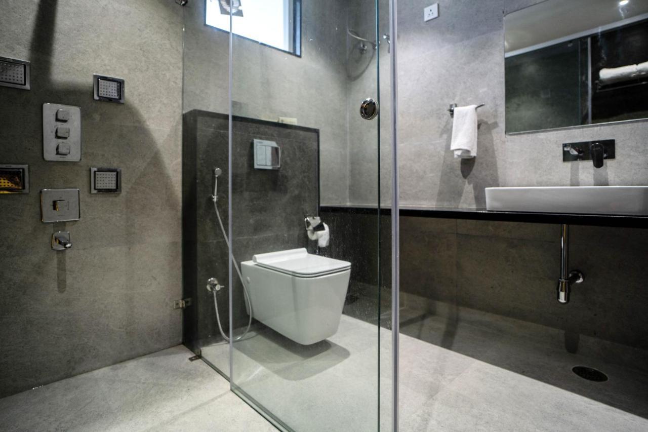 The Mangal View Residency - A Luxury Boutique Business Hotel Udaipur Buitenkant foto