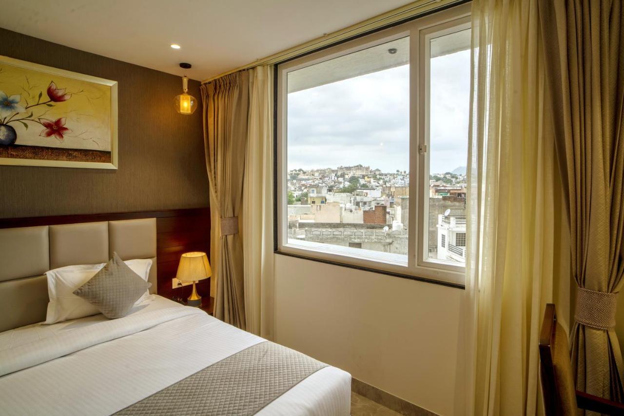 The Mangal View Residency - A Luxury Boutique Business Hotel Udaipur Buitenkant foto